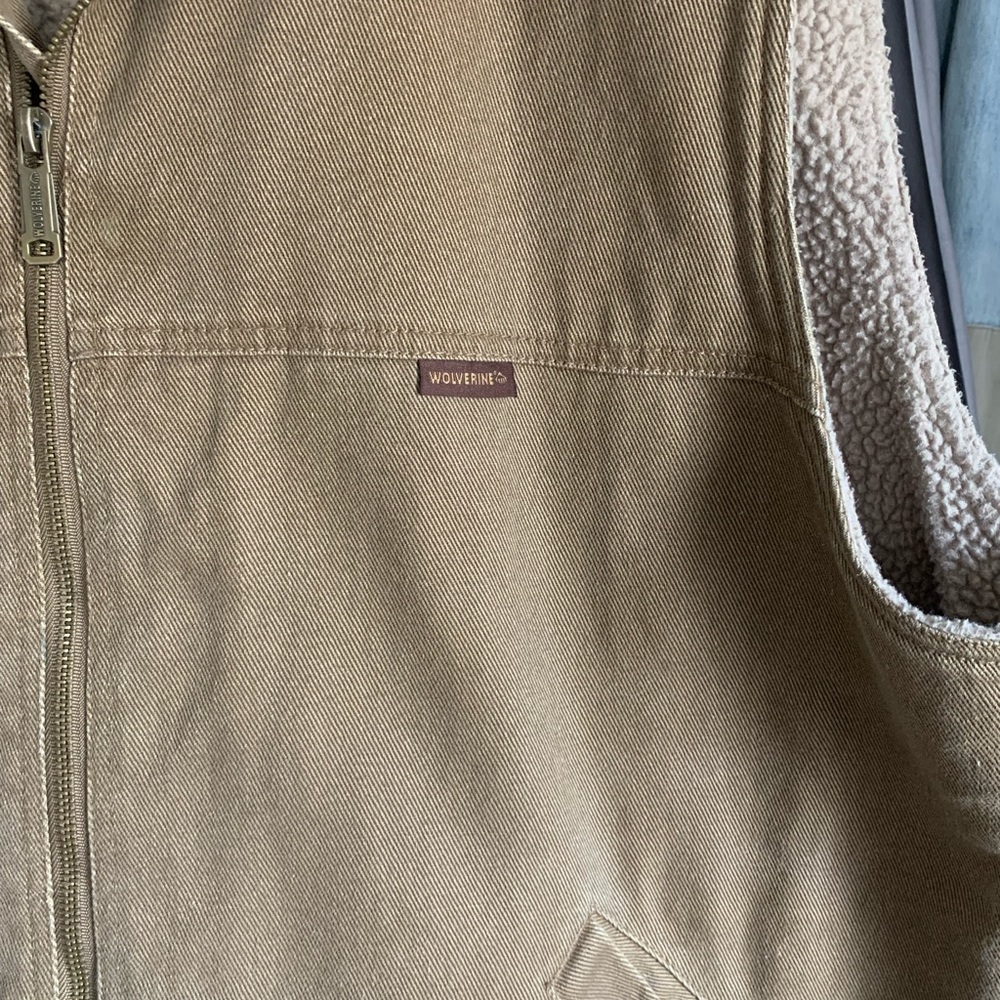 Men’s XL Sherpa-lined Wolverine vest